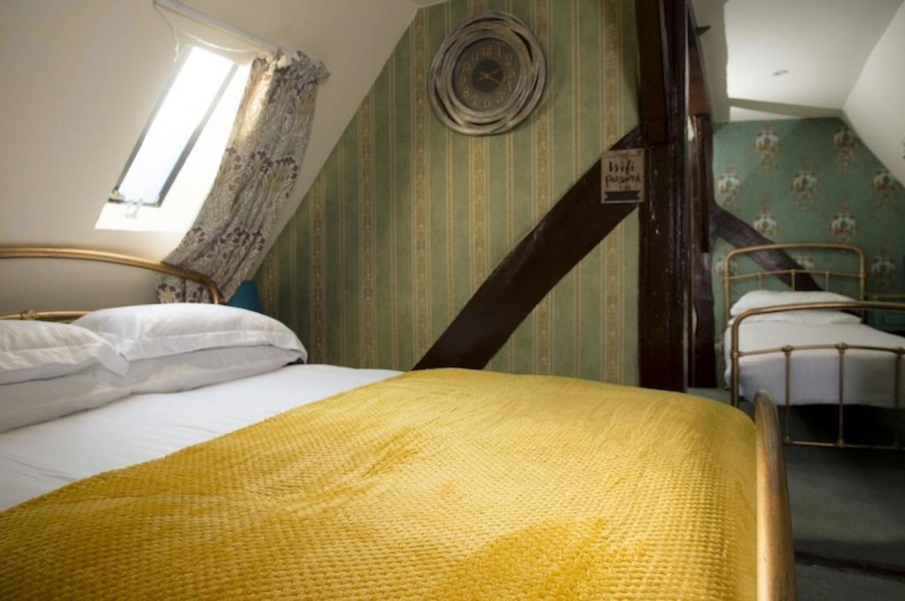 The Sun Hotel Canterbury Pokoj fotografie
